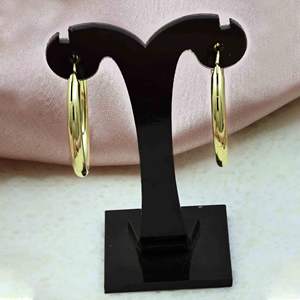 Pendientes de aro rellenos de oro de 14K 18K 24K de moda al por mayor, pendientes modernos chapados en oro, pendientes de aro clásicos, pendientes de aro personalizados - Product Image 1