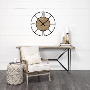 Nouveauté Horloge murale analogique en métal et en bois pour le salon et la décoration intérieure avec couleur et taille personnalisées - Product Image 1