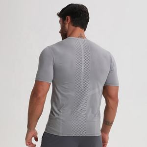 Nueva llegada de lujo camiseta Unisex impresión personalizada Logo Mock Neck camiseta en blanco de gran tamaño camiseta de los hombres para los hombres al por mayor - Product Image 6