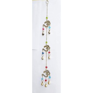 Tenture murale de style indien vintage Cloches (Om) Chaîne décorative en laiton en métal et perles Tentures murales - Product Image 1