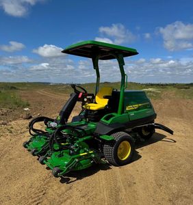 Tondeuse autoportée John-Deere X950R 25 CV 4 temps avec bac de ramassage électrique 28V pour tracteur de jardin - Product Image 3