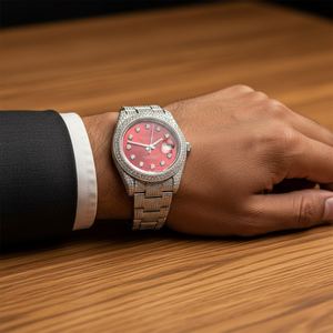 PJ Montre pour homme en moissanite Cadran rouge Réglage pavé de diamants Logo personnalisé Vente en gros Marque privée Montre glacée Ton argent de luxe - Product Image 6