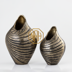 แจกันดอกไม้โลหะอะลูมิเนียมหล่อแบบวินเทจโบราณ งานฝีมือ ของตกแต่งโต๊ะ ส่งออกจากโรงงานโดยตรง - Product Image 5