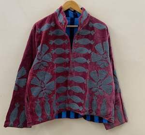 Veste d'inspiration vintage en velours doux, broderie suzani, veste de printemps, imprimé floral, 100% coton, imprimé fleurs d'hiver - Product Image 1