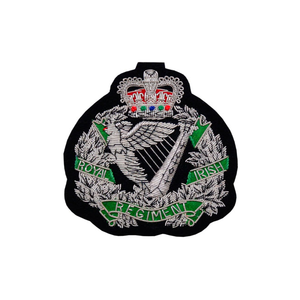 Insignias hechas a medida Parches Bordado a mano Lingote Bordado de alambre Características cómodas - Product Image 1