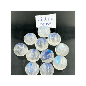 Premium 12x12mm Blue Fire Rainbow Moonstone Cabochon Hermosas cuentas de piedra llamativas para la fabricación de joyas - Product Image 4