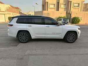 2024 GRAND CHER_OKEE V6 4.5L Diesel Automatique Sièges en Cuir Toit Ouvrant Panoramique Caméra Arrière 360° Gauche R17 Occasion Bon État - Product Image 4