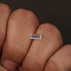 Diamante cultivado en laboratorio de corte Baguette de 0,80 quilates CVD EF Color Lab, piedra suelta de diamante creada para múltiples usos - Product Image 4