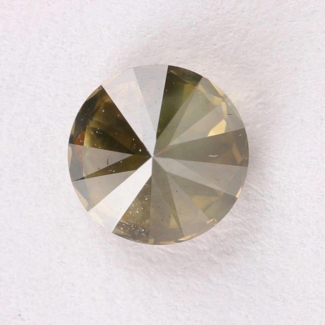 สีเขียว