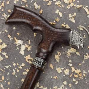 Bastón de Madera Hecho a Mano de Alta Calidad con Diseño Moderno, Tacto Real y Características Personalizables para Decoración del Hogar - Product Image 4