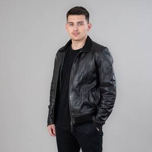 Chaqueta de moto de invierno con soporte de cierre de cremallera y capucha acolchada de alta calidad para hombres y mujeres, informal, de talla grande, de cuero, estampado de poliéster - Product Image 1