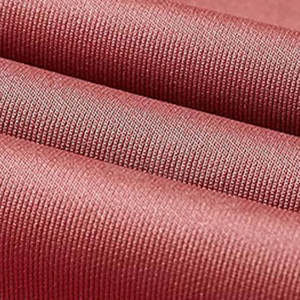 Survêtement élégant à fermeture éclair coupe ajustée pour l'hiver à col à capuche fabriqué au Pakistan pour la vente en ligne - Product Image 5