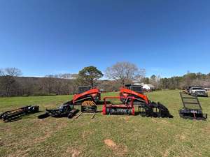 Kubota Skid Steer <b>Loader</b> With Attachments Red Crawler Type 1 Year Warranty High Efficiency - Product Image 5