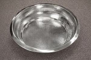 อ่างแช่เท้าสแตนเลสทรงกลมแบบมีลายตอก สำหรับใช้ในร้านทำเล็บ - Product Image 6