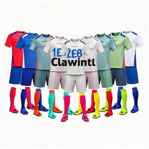 Ropa deportiva para hombre, venta al por mayor, camiseta de fútbol con logotipo hecha a medida, conjuntos de uniformes de fútbol por sublimación 2025 - Product Image 3