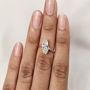 Anillo de compromiso de oro sólido y plata para mujer Diamante Moissanite 18K Blanco Redondo Corte brillante Joyería Anillo personalizado para hombres - Product Image 6