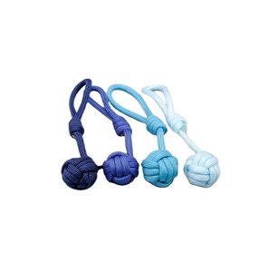 Porte-clés poing de singe en paracorde bleu de votre choix - 4,5 pouces de long - Porte-clés en corde de marin fait main - Cadeau de bijoux nautiques - Product Image 1