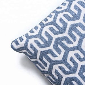 Thiết Kế <span class=keywords><strong>2025</strong></span> Len Chuỗi Khâu Đệm Bìa Handmade Crewel Thêu Hình Học Cổ Điển <span class=keywords><strong>Hot</strong></span> Sản Phẩm Cho Sofa Phòng Khách - Product Image 2