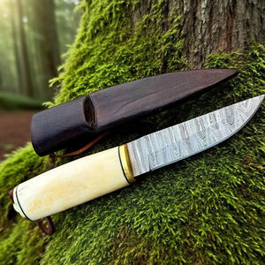 Couteau Puukko Damas fait main, couteau de chasse personnalisé, couteau de survie sur mesure - Product Image 2