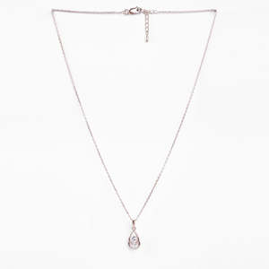 Pendentif en argent sterling 925 en forme de goutte d'eau pour femmes et filles - Prêt à offrir - Sertissage à griffes - Product Image 4