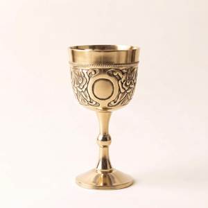 Ensemble de 2 verres à vin en laiton doré, classiques, ronds, à pied, pour bar, mariage, occasions spéciales - Product Image 4