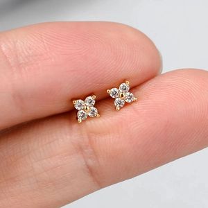 สร้อยคอประดับเพชร CVD สีทอง18K จี้วินเทจสำหรับผู้หญิง - Product Image 2