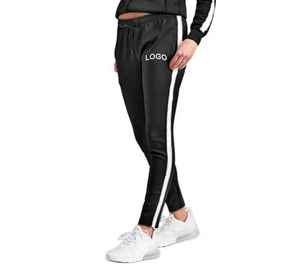 Conjunto Deportivo de Sudadera con Capucha y Pantalones de Chándal de Forro Polar con Logotipo Personalizado para Mujer, Estilo Informal para Calle, Invierno 2025 - Product Image 3