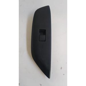 แผงปุ่มด้านหน้าขวา TOYOTA Yaris Cross Series (20>) รุ่น 74231-K0080 M15A-FXE - Product Image 6
