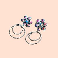 Boucles d'oreilles en forme de fleur rose rêve Dhalia Spiny Oyster Boucles d'oreilles en argent sterling oxydé faites à la main pour les mariages