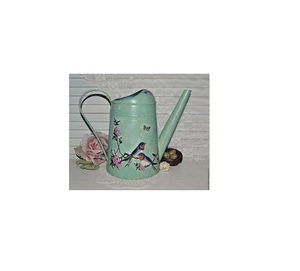 Bidon d'eau en métal galvanisé unique et durable avec des détails floraux en émail artistique pour les besoins de jardinage sur le thème rustique - Product Image 1