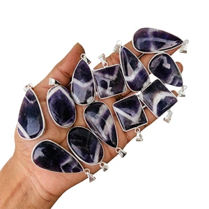 Lot de pendentifs à lunette en argent plaqué dentelle d'améthyste naturelle Vente en gros de pierres précieuses faites à la main Collier de prix en gros pour femmes - Product Image 3