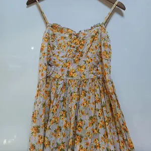 Модная использованная Женская юбка, шелковая длинная юбка, б/у футболка, тюк, использованная детская одежда, запас из Кореи
