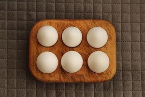 Bandejas de almacenamiento de huevos marrones para huevos frescos, 24 soportes de madera apilables para huevos, encimera con 2 capas para organización de cocina - Product Image 5