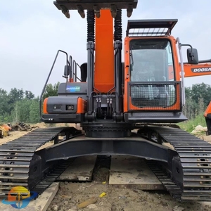 Excavadora Usada de Alta Calidad Doosan DX225LC Modelo 2022 con 801 Horas en Stock Listo para la Venta - Product Image 3