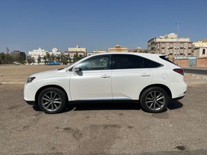 Lexus RX350 d'occasion 2017 avec transmission intégrale GCC, sièges en cuir, automatique, régulateur de vitesse adaptatif, conduite à gauche, moteur essence, caméra arrière 360° - Product Image 6