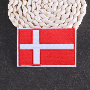 Parche Bordado Termoadhesivo de Tela de Sarga de Alta Calidad con Logotipo Personalizado al por Mayor para Decoración de Gorras e Insignias - Product Image 4