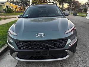 Hyundai Kona SEL d'occasion 2022 à prix bas à vendre - Product Image 2