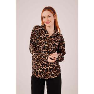 Chemisier à manches longues pour femme LUSTRIN, imprimé léopard, coupe décontractée - Haut élégant et confortable en polyester et élasthanne - Product Image 6