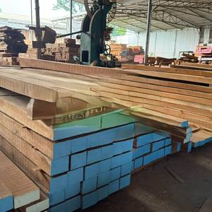 Planches séchées au four en chêne pour projets de menuiserie et matériaux de construction de meubles de menuiserie sur mesure - Product Image 1