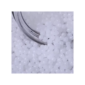 Gránulos de HDPE negros al por mayor, gránulos de plástico duraderos, precio de fábrica, oferta a granel - Product Image 1