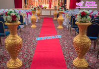 Piliers décoratifs en FRP pour la cérémonie Haldi - Design moderne et simple, couleur et taille personnalisables, décorations pour événements de mariage