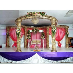 Mandap de luxe en or et diamant pour mariage, ensemble de mandaps de luxe en métal sculpté et cristal pour mariage, ensemble exclusif de mandaps dorés en cristal - Product Image 1