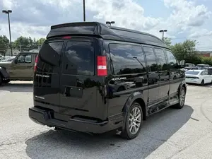 Chevrolet Express 2500 LS 2021, Asientos de Cuero, Neumáticos R19, Interior Claro, Luces LED - Product Image 3