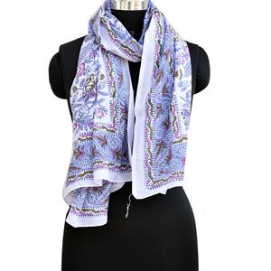 Bufanda de algodón blanca hecha a mano para mujer, elegante cubierta de playa de verano, Sanganeri estampado de bloque, patrón de hoja de pareo al por mayor - Product Image 3