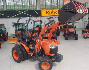 Tracteurs agricoles KUBOTA 4x4 70HP 95HP 100HP 130HP à vendre parfait pour votre agriculture - Product Image 6