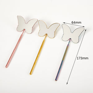 Espejo de Pestañas con Forma de Corazón de Mariposa de Acero Inoxidable para un Maquillaje Preciso, Multifuncional para Uso Diario - Product Image 2