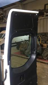 อุปกรณ์ตกแต่งภายในรถยนต์รุ่น Model3 คุณภาพดีที่สุด ชุดแต่งภายใน SPRINTER สำหรับรถบัส รถโค้ช รถบ้าน รถมินิบัส ราคาสุดคุ้ม - Product Image 2