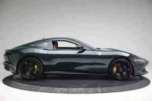 2024 RWD Convertible en Excelentes Condiciones, Transmisión Manual, Asientos de Cuero, Cámara Trasera, Neumáticos de 20 Pulgadas, Volante a la Izquierda, Pantalla Táctil - Product Image 3