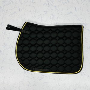 Almohadilla de sillín acolchada computarizada hecha en la India con forro de polialgodón con ajuste de cordón dentro de espuma - Product Image 2