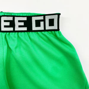 Pantalones cortos de gimnasio para hombre personalizados al por mayor, pantalones cortos de entrenamiento de malla antiarrugas de secado rápido, respetuosos con el medio ambiente con servicio OEM disponible - Product Image 3